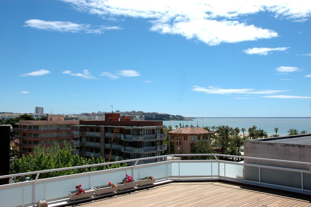 Hotel President Салоу Экстерьер фото