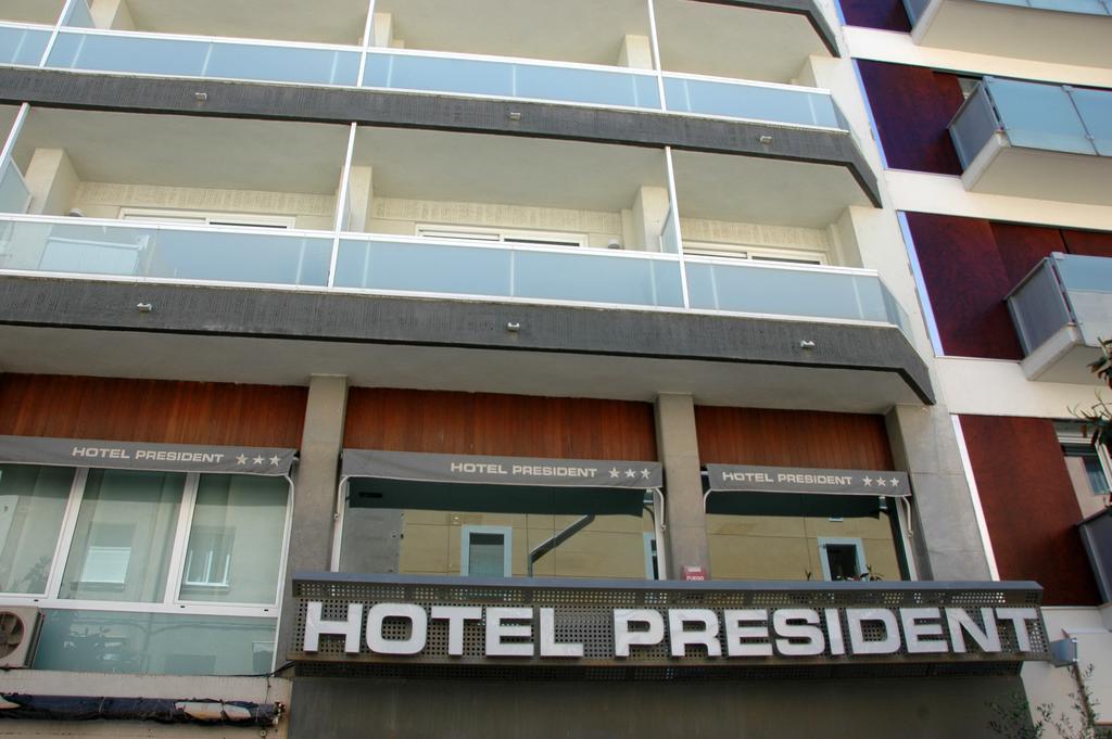 Hotel President Салоу Экстерьер фото