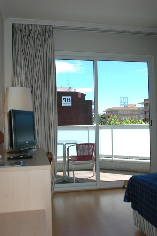 Hotel President Салоу Экстерьер фото